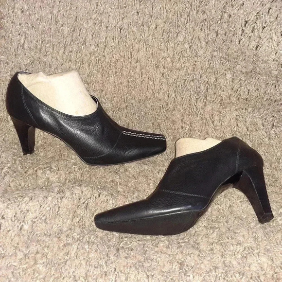 SESTO MEUCCI-Black Pebbled Leather Classic Pumps/Shooties-Sz 4.5-Excellent - Picture 1 of 7
